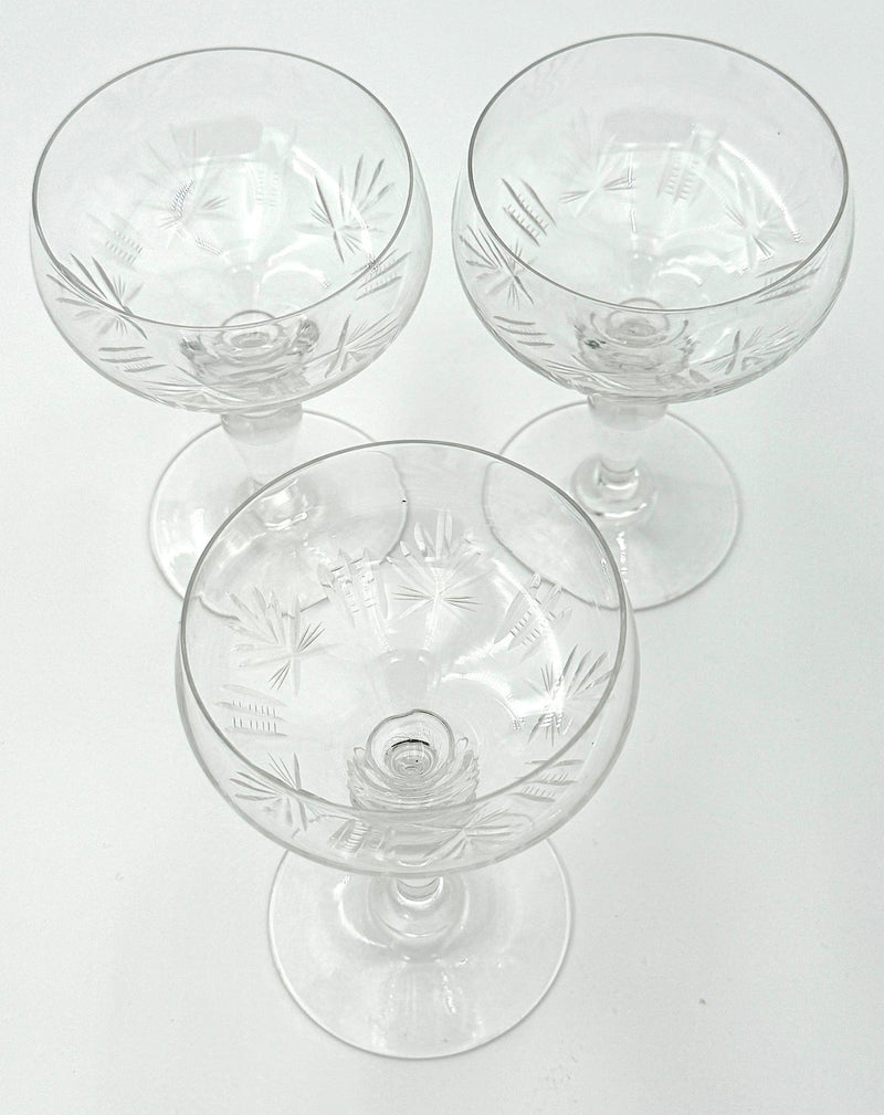 A set of eight 1930s Val St Lambert crystal glasses with etched stars