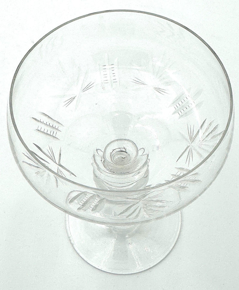 A set of eight 1930s Val St Lambert crystal glasses with etched stars